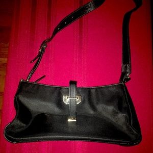 Etienne Aigner classic black shoulder bag w genuine black leather trim! Sleek!